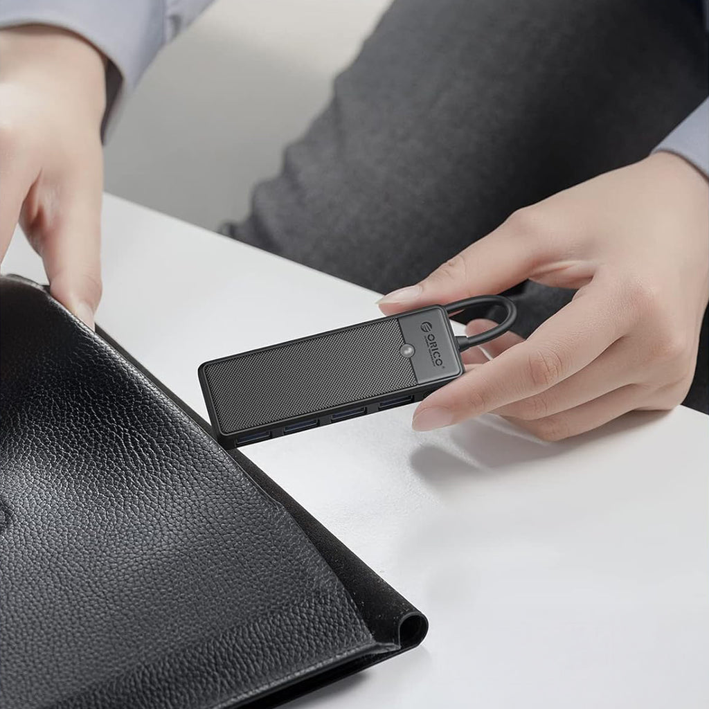 Orico PAPW4A-C3 USB šakotuvas, 4 prievadai, 4x USB-A 3.0, 0.15 m - juodas -- USB Hubs