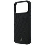 Mercedes Leather with Crossed Lines MagSafe dėklas iPhone 17 Pro - juodas -- iPhone 17 Pro