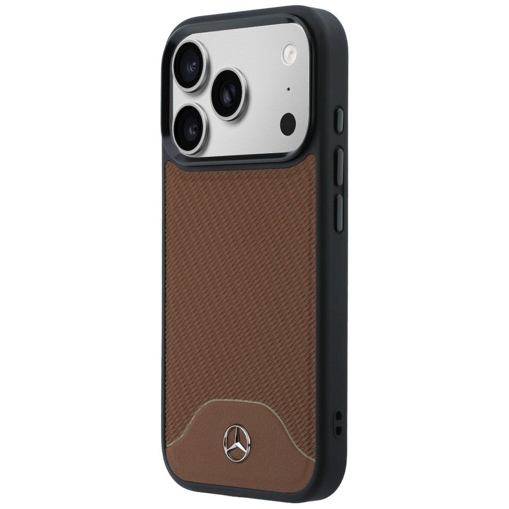 Mercedes Leather Wood Effect and Curve MagSafe dėklas iPhone 17 Pro - rudas -- iPhone 17 Pro