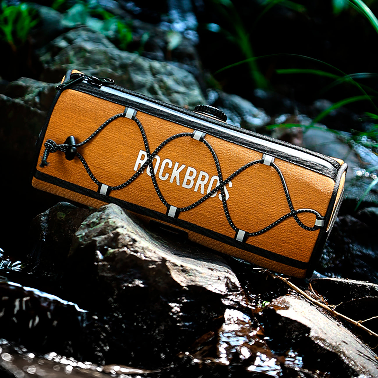 Rockbros TL002 ROAD TO SKY 1,5L vandeniui atsparus vairo krepšys - oranžinis -- Bicycle Bags