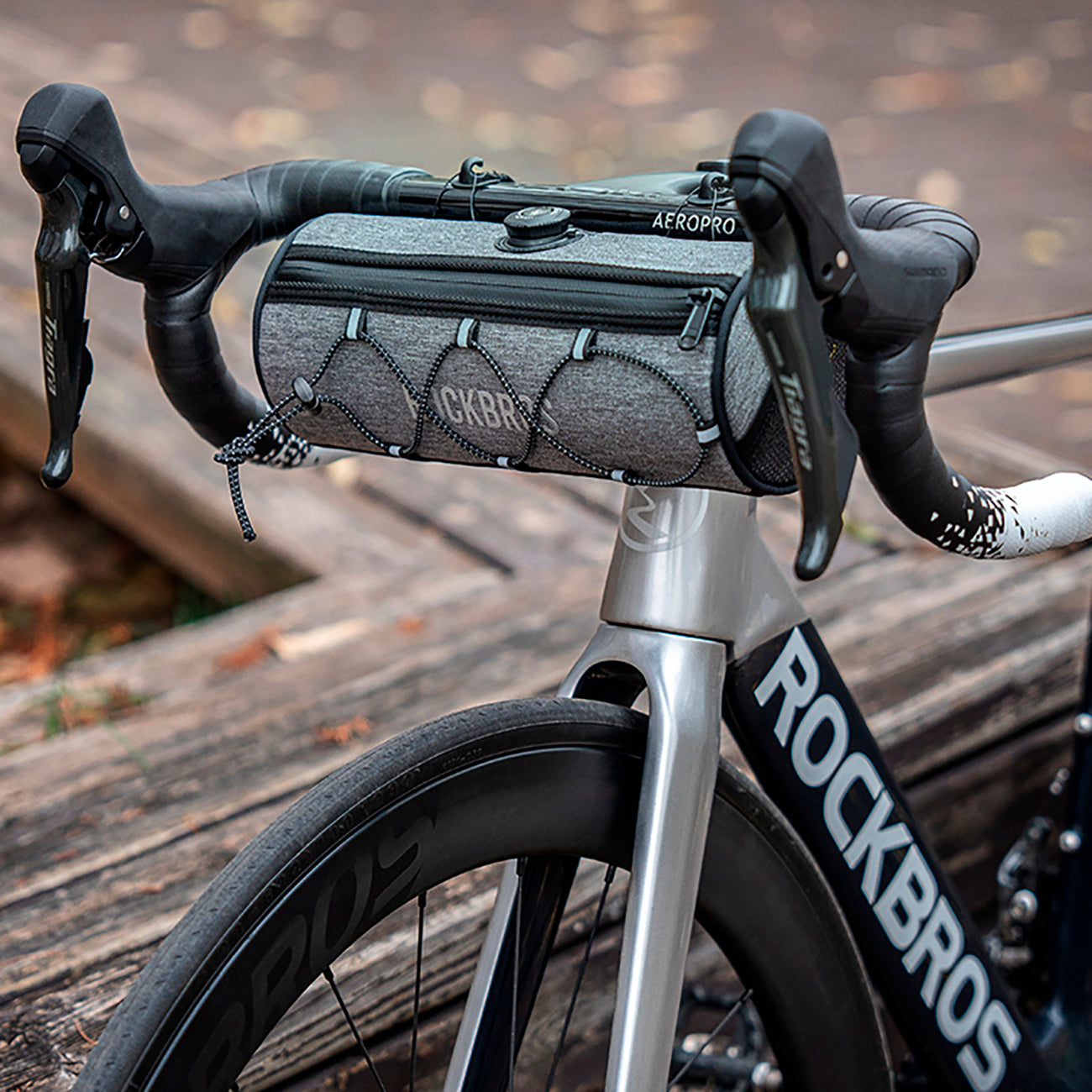 Rockbros TL002 ROAD TO SKY 1,5L vandeniui atsparus vairo krepšys - pilka -- Bicycle Bags
