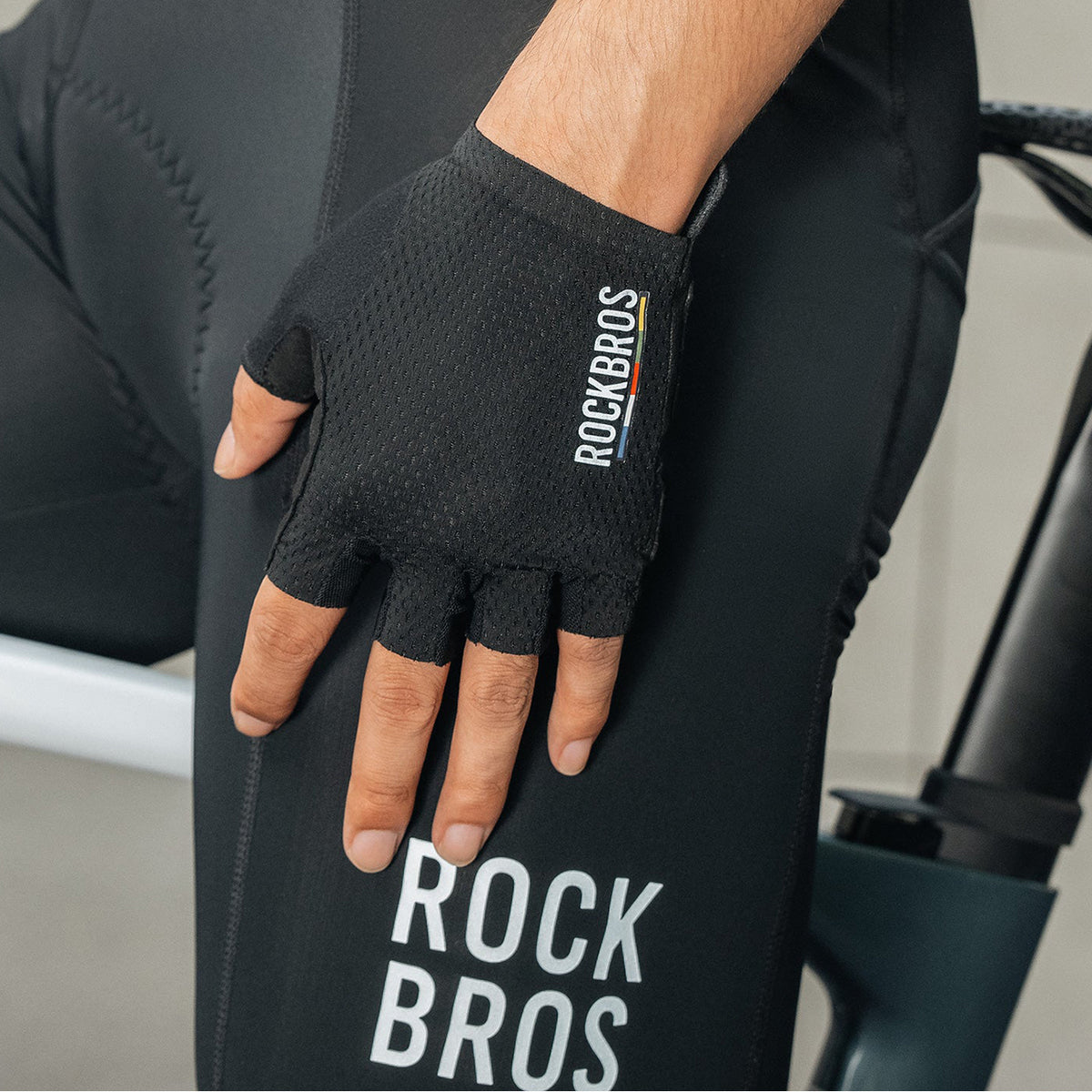 Rockbros TLS004 ROAD TO SKY trumpos smūgius sugeriančios dviračio pirštinės L - juodos -- Bicycle Gloves