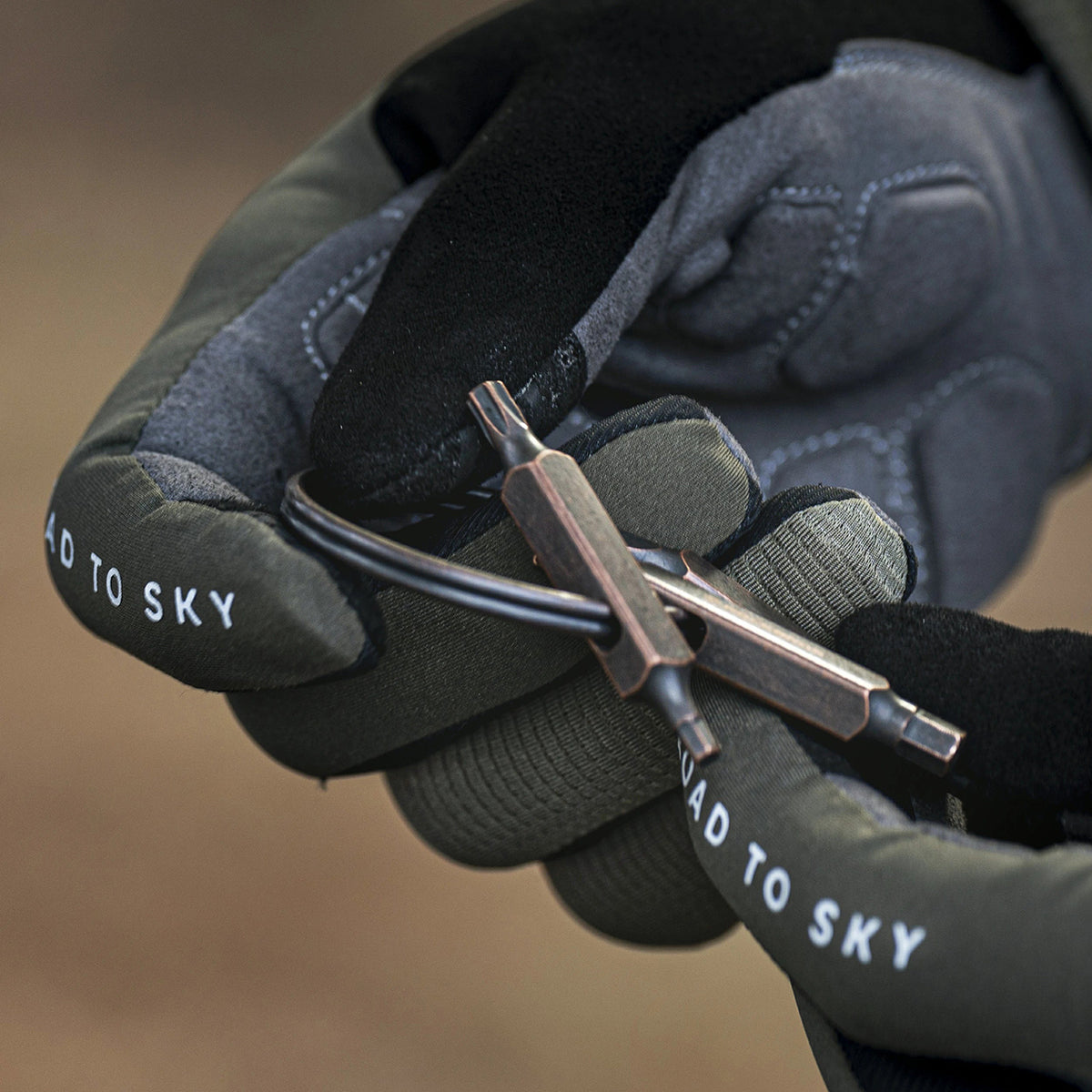 Rockbros VK-ARCO3 ROAD TO SKY Multitool 6-in-1 raktų pakabukas - ruda -- Bicycle Multi-Tools