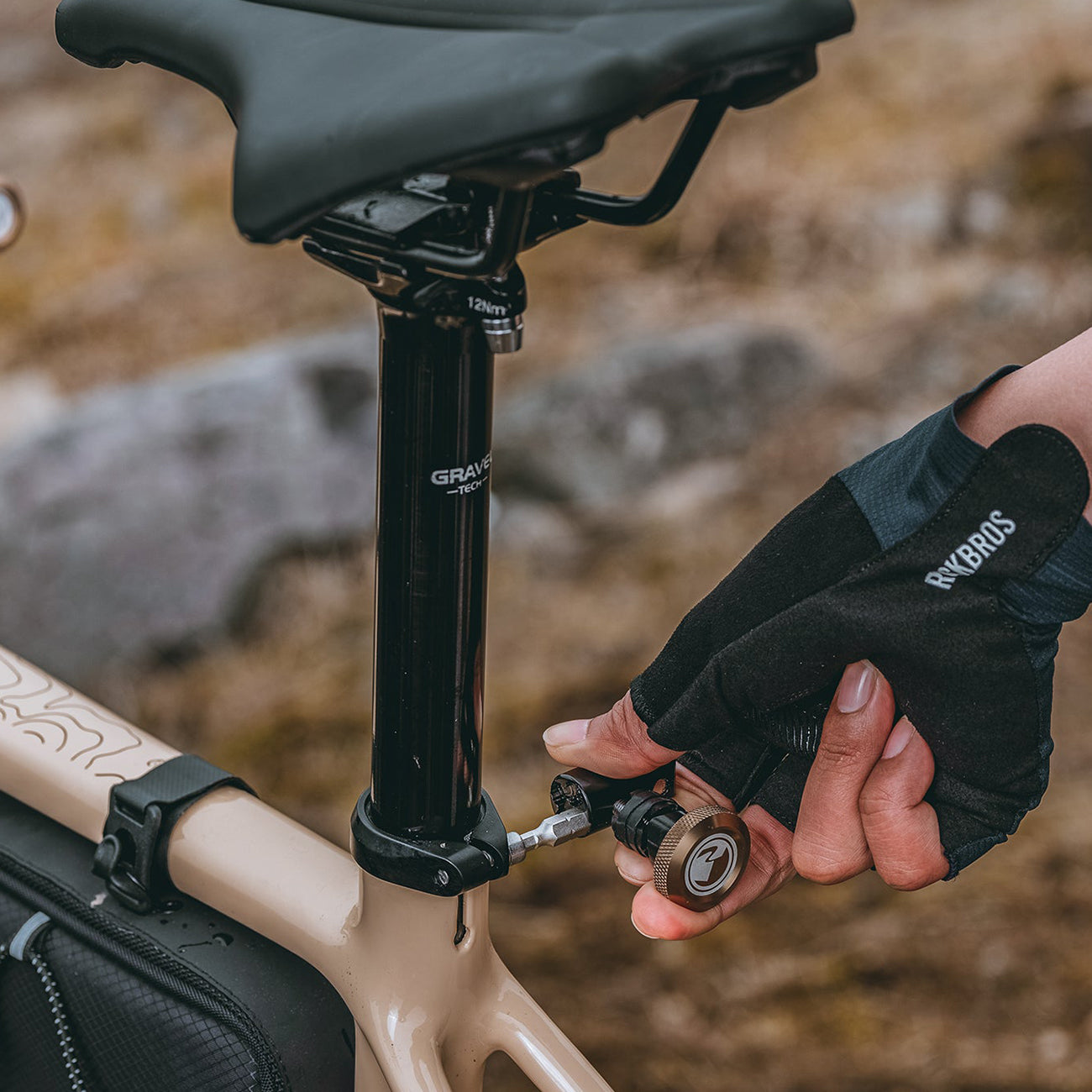Rockbros ROAD TO SKY VK-KC10 6-in-1 dviračio vairo montuojamas Multitool - ruda -- Bicycle Multi-Tools