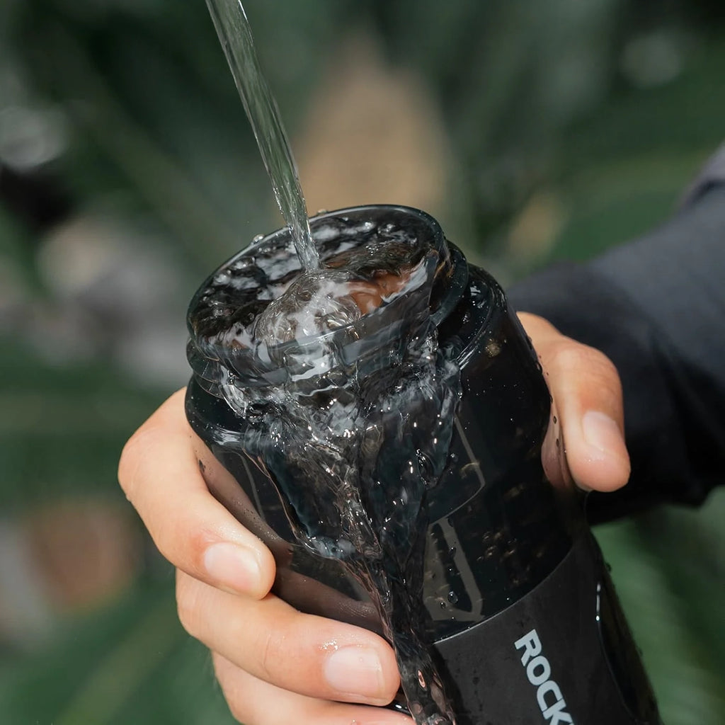 Rockbros S550H-1 700 ml šiluminis butelis su magnetiniu laikikiu ir tvirtinimo juostele - juodas -- Cycling Accessories