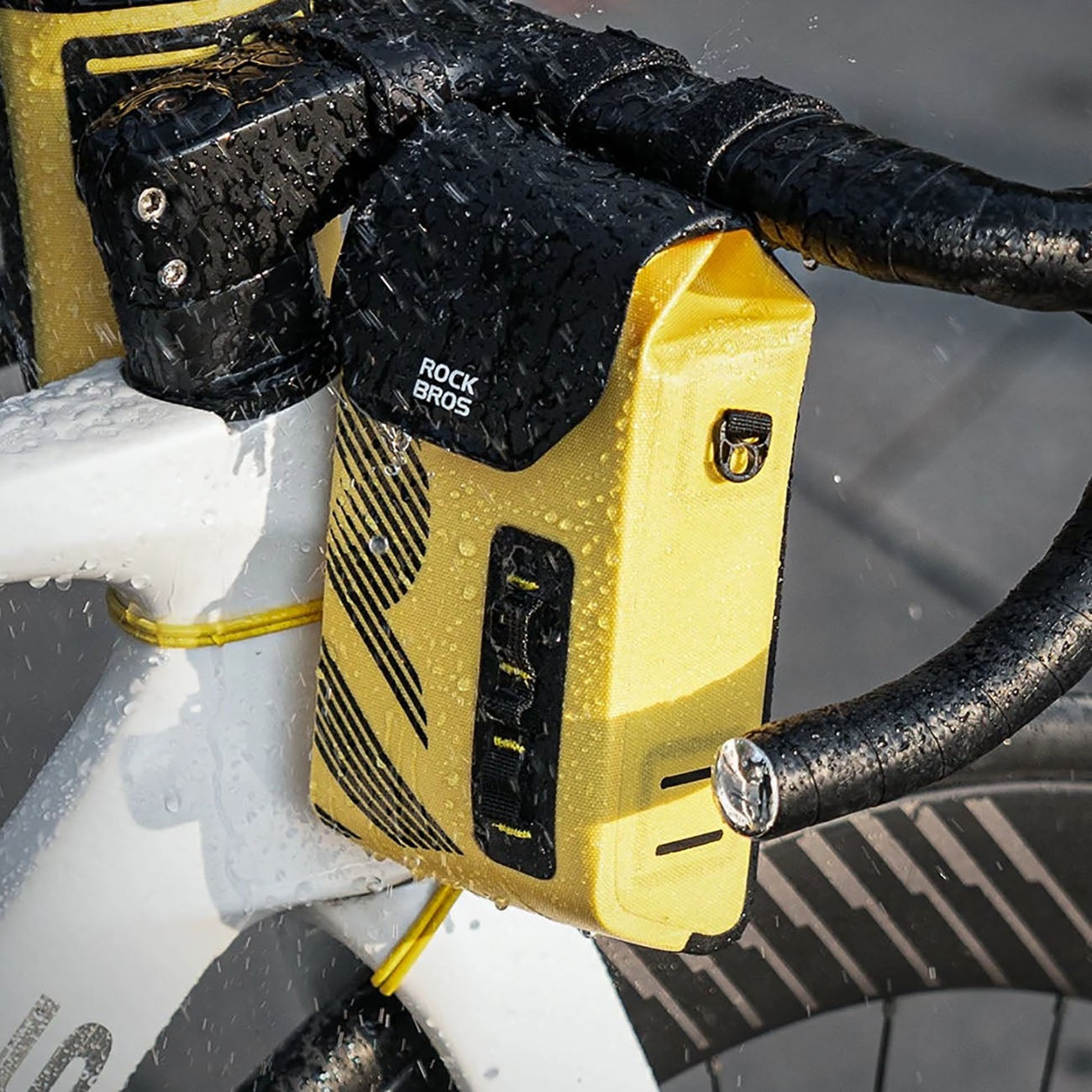 Rockbros AS-160 vandeniui atsparus vairo dviračio krepšys 1,3L - Geltonas -- Bicycle Bags