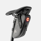 Rockbros AS-078-1 Dviračio balno krepšys su išmaniąja galine šviesa 0.8L - Juodas -- Bicycle Bags