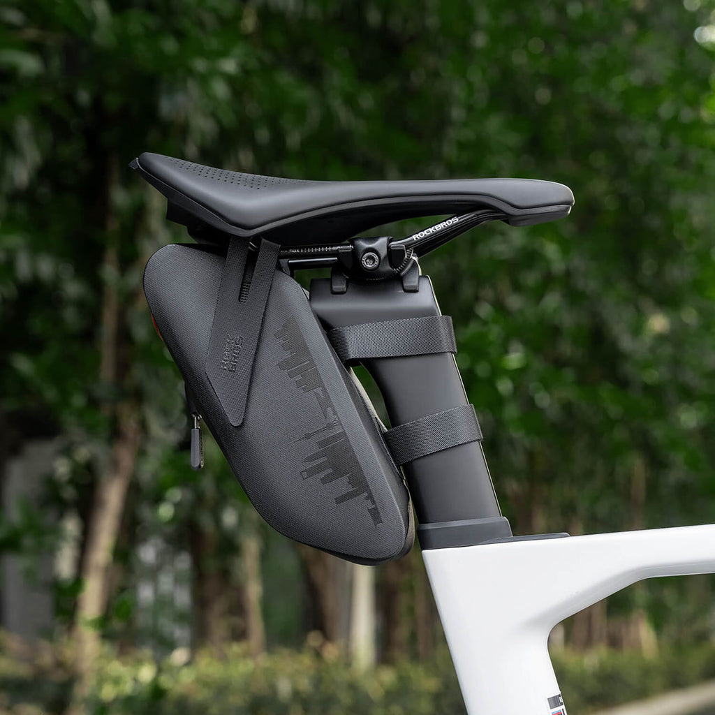 Rockbros AS-078-1 Dviračio balno krepšys su išmaniąja galine šviesa 0.8L - Juodas -- Bicycle Bags