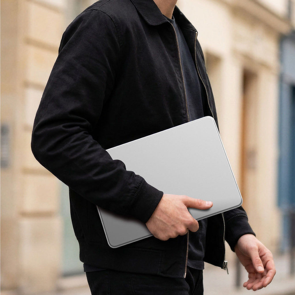 AmazingThing Titan Hardshell dėklas MacBook Neo 13" - Skaidrus -- MacBook Neo 13"
