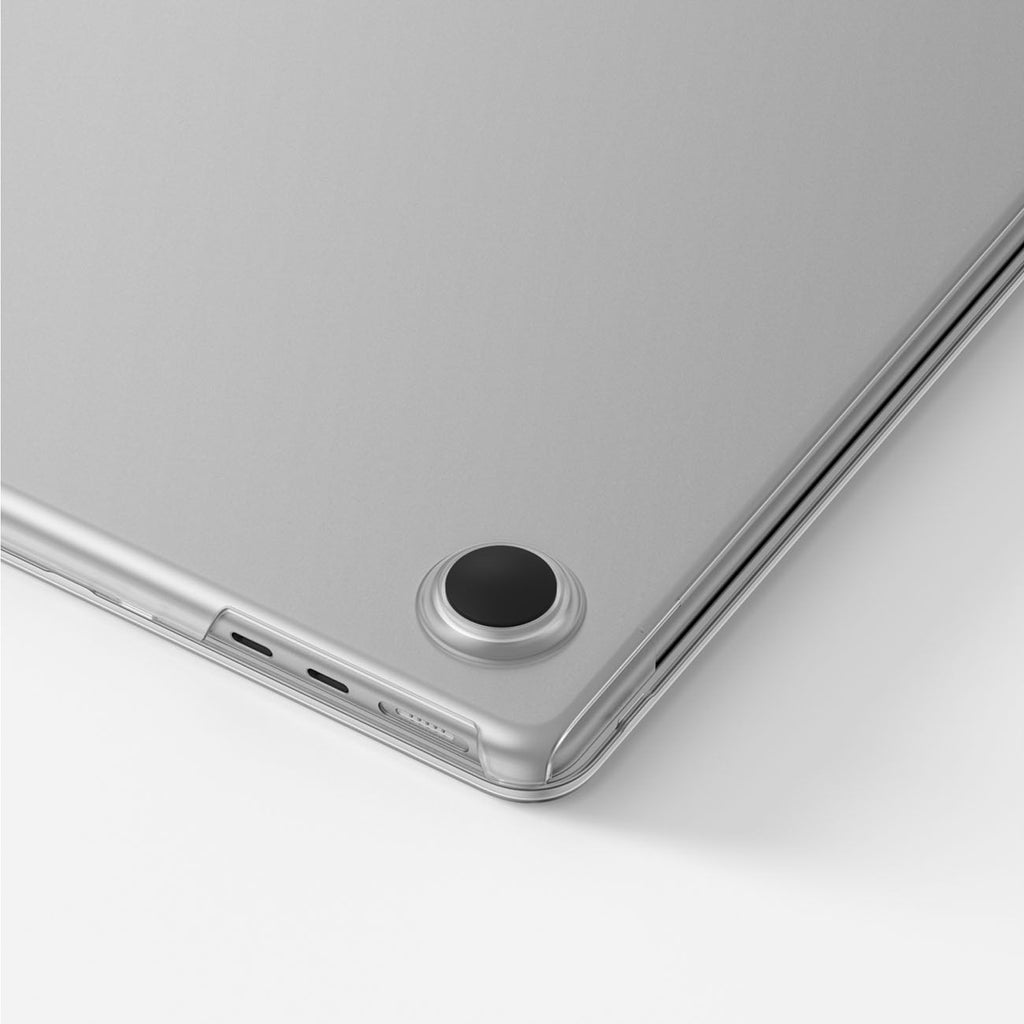 AmazingThing Titan Hardshell dėklas MacBook Air M5 13.6" - Skaidrus -- MacBook Air 13" M5
