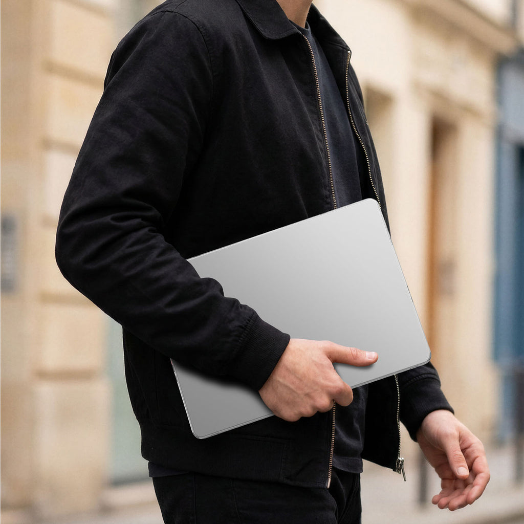 AmazingThing Titan Hardshell Case MacBook Air M5 15" - Skaidri -- MacBook Air 15" M5