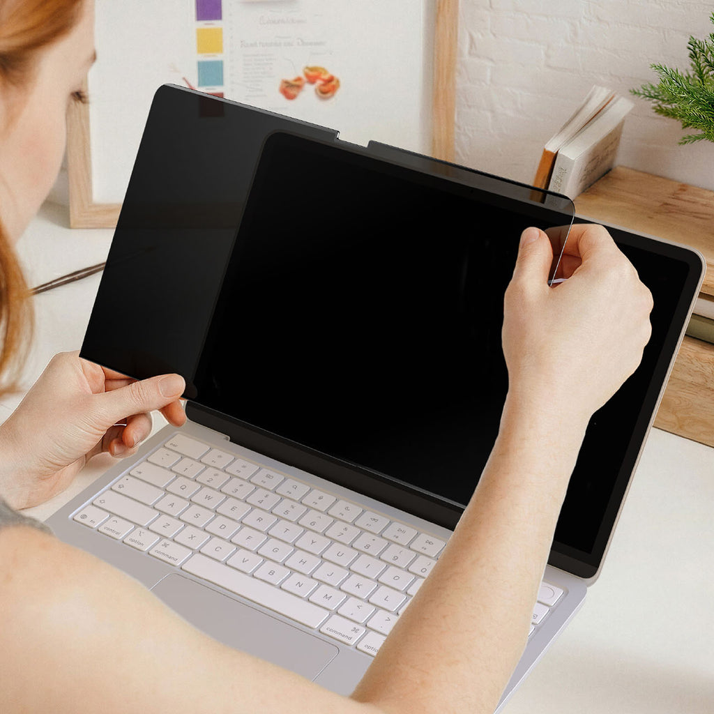 AmazingThing Radix MagPrivacy Film MacBook Neo 13" variacijai -- MacBook Neo 13"