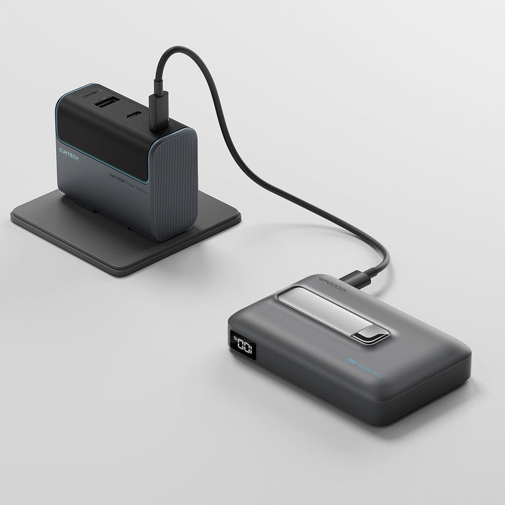 Cuktech WPB100 10000 mAh Qi2 magnetinė išorinė baterija 30W su stovu - juoda -- Powerbanks