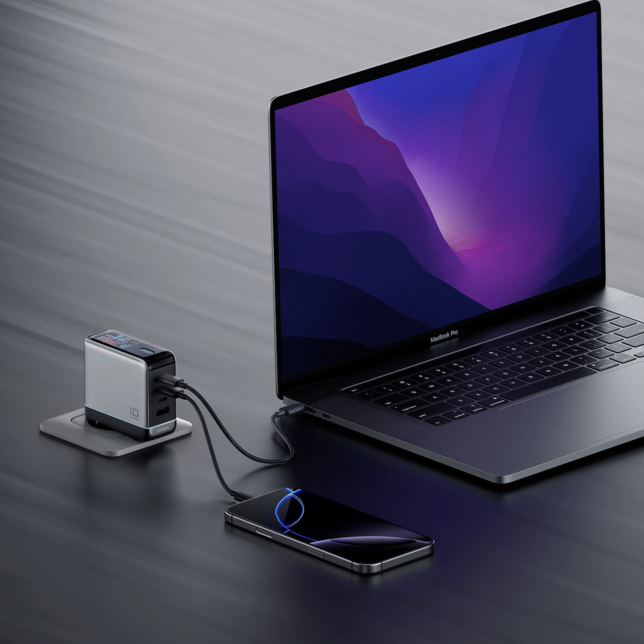 Cuktech AD1204U 120W sieninis įkroviklis su ekranu ir USB-C kabeliu - Sidabrinė -- Cell phone chargers