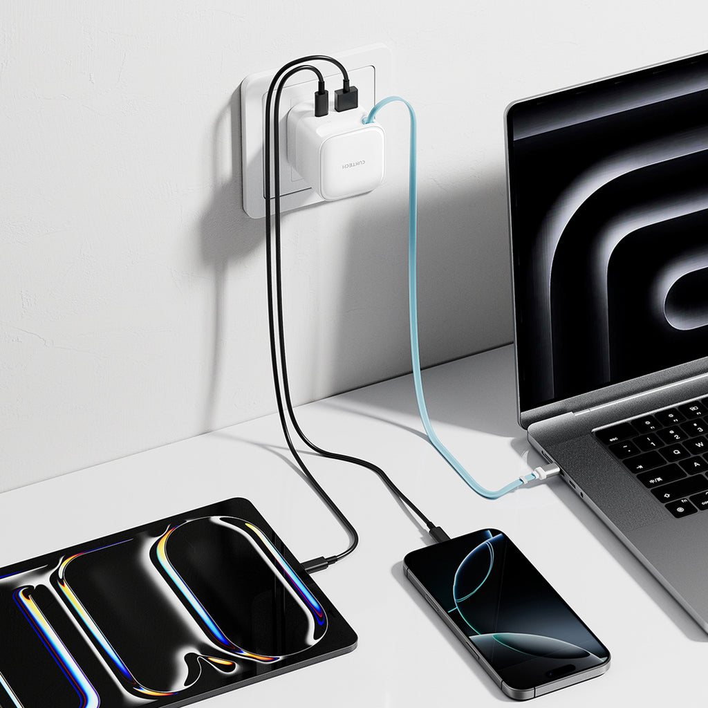 Cuktech AD653W 67W GaN 2x USB-C + USB-A sieninis įkroviklis su 70cm patrauktu USB-C kabeliu - Balta -- Cell phone chargers