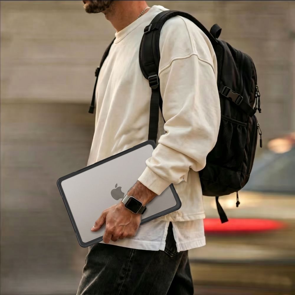 Tech-Protect Velar dėklas MacBook Air 13" 2023 / 2024 / 2025 / 2026 – Skaidri juoda -- MacBook Air 13" 2023/2024/2025/2026