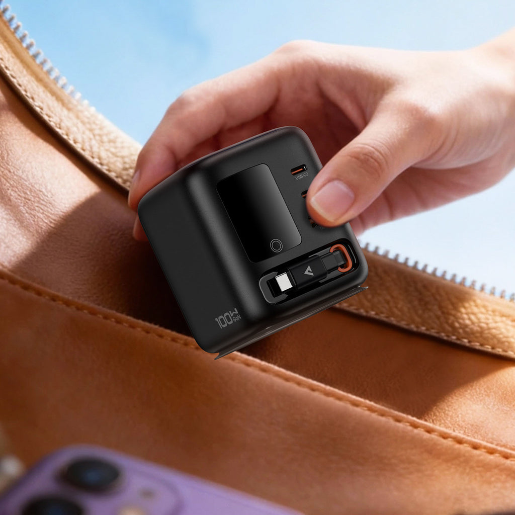 Acefast Z10 GaN 100W 3xUSB stalinis įkroviklis su USB-C kabelu ir TFT ekranu - juodas -- Cell phone chargers