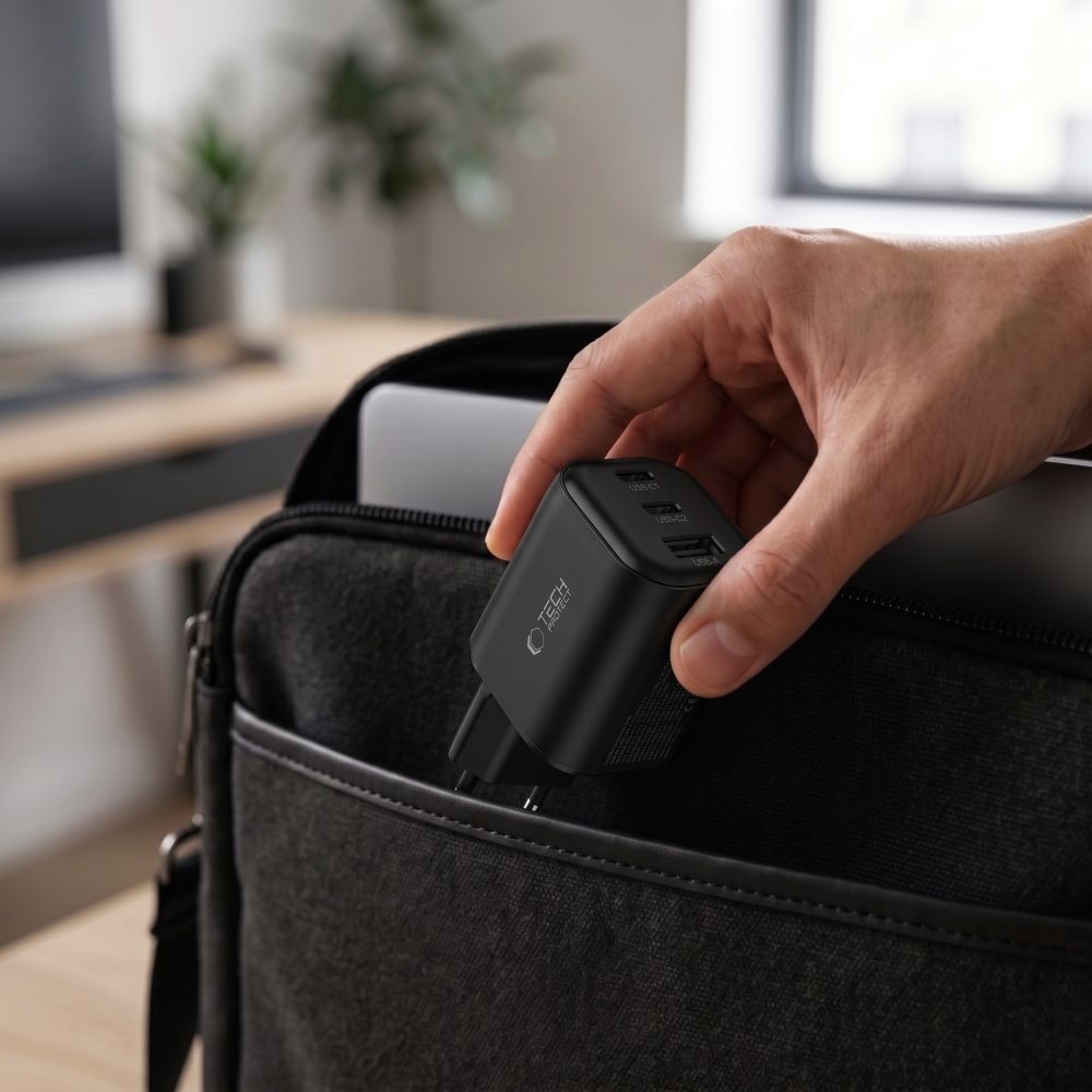 Tech-Protect NCA100W-GaN PD 3.2 100W / QC3.0 sieninis įkroviklis - juodas -- Cell phone chargers