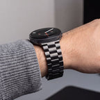Tech-Protect nerūdijančio plieno apyrankė Samsung Galaxy Watch 40/44/46 mm - Juoda -- Samsung Galaxy Watch