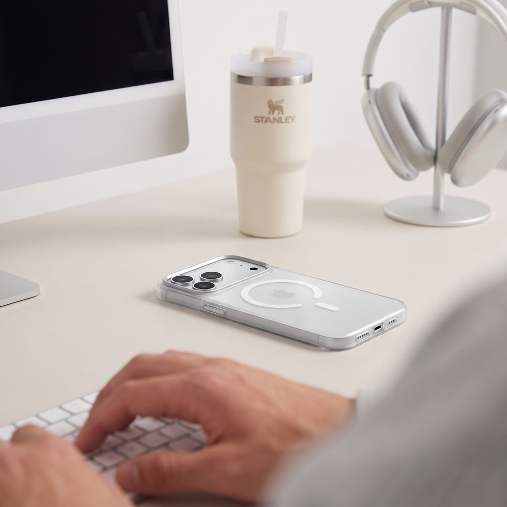 Tech-Protect MagZero MagSafe dėklas Apple iPhone 17 Pro Max / 18 Pro Max - Matinė balta -- iPhone 17 Pro Max / iPhone 18...