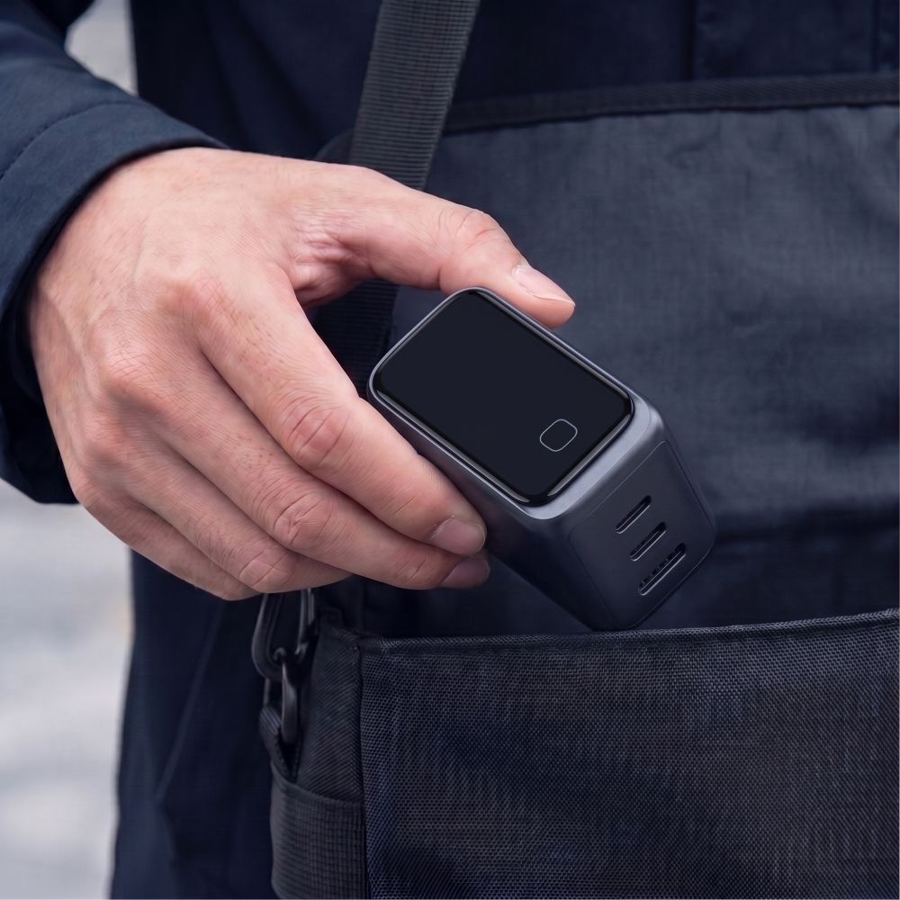 Tech-Protect PowerVision NC100W-GaN 3-prievadų PD 100W / QC3.0 Sienos Krauntuvas - Tamsiai Pilka -- Cell phone chargers