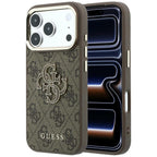 Guess 4G & Big Resin Logo dėklas iPhone 17 Pro / 18 Pro - ruda -- iPhone 17 Pro / iPhone 18 Pro