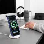 Tech-Protect Magmat Magsafe CC dėklas skirtas iPhone 17 Pro / 18 Pro - tamsiai mėlyna ir skaidri -- iPhone 17 Pro /...