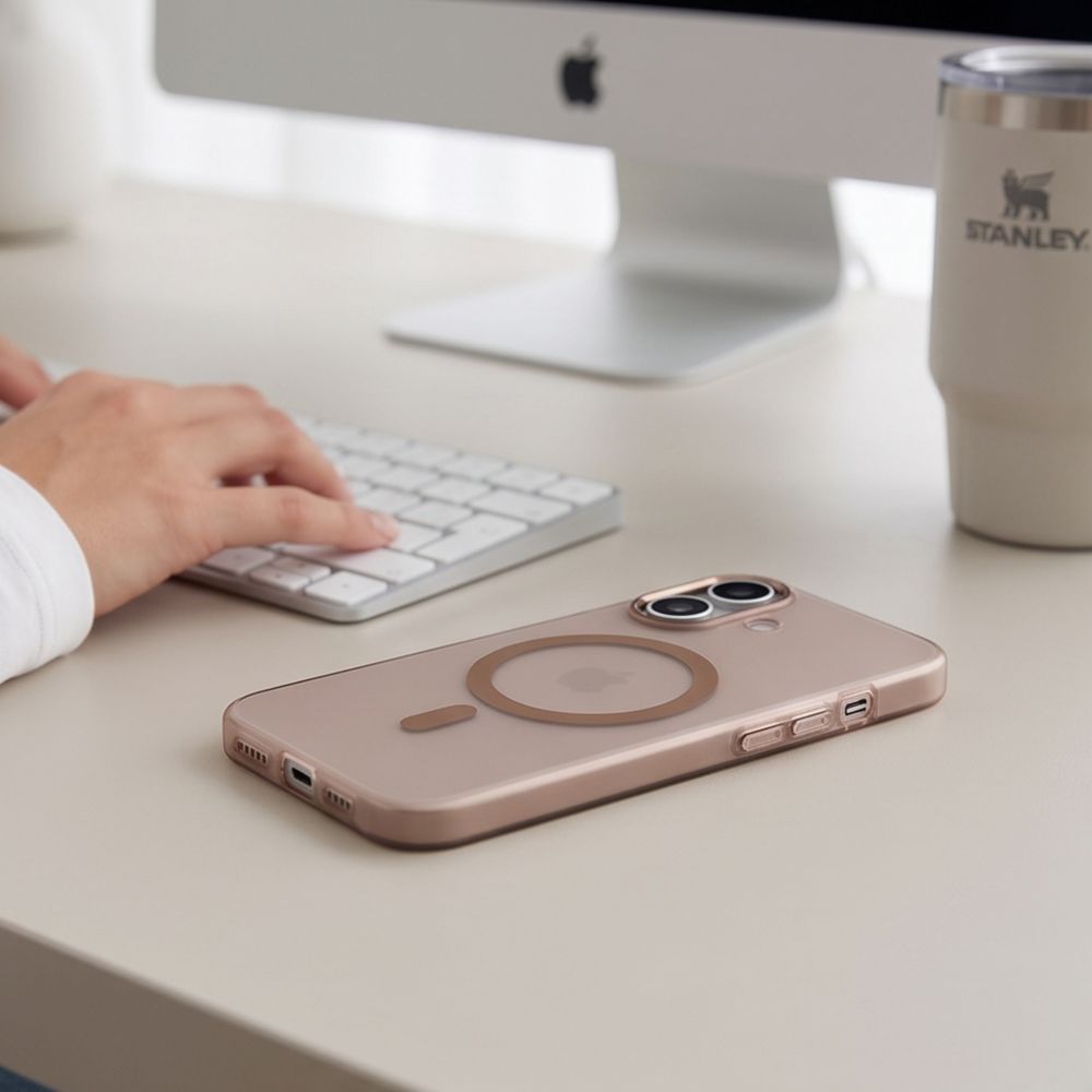 Tech-Protect MagZero MagSafe dėklas skirtas iPhone 17 - smėlio-rudas matinis -- iPhone 17