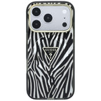 Guess IML Zebra Glitter Triangle Logo MagSafe dėklas skirtas iPhone 17 Pro Max / 18 Pro Max - Sidabrinė -- iPhone 17 Pro...