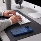 Tech-Protect MagPeak MagSafe CC dėklas Apple iPhone 18 Pro / 17 Pro - matinė tamsiai mėlyna -- iPhone 18 Pro / iPhone 17 Pro