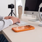 Tech-Protect MagPeak MagSafe CC dėklas Apple iPhone 18 Pro Max / 17 Pro Max - skaidrus oranžinis -- iPhone 18 Pro Max /...