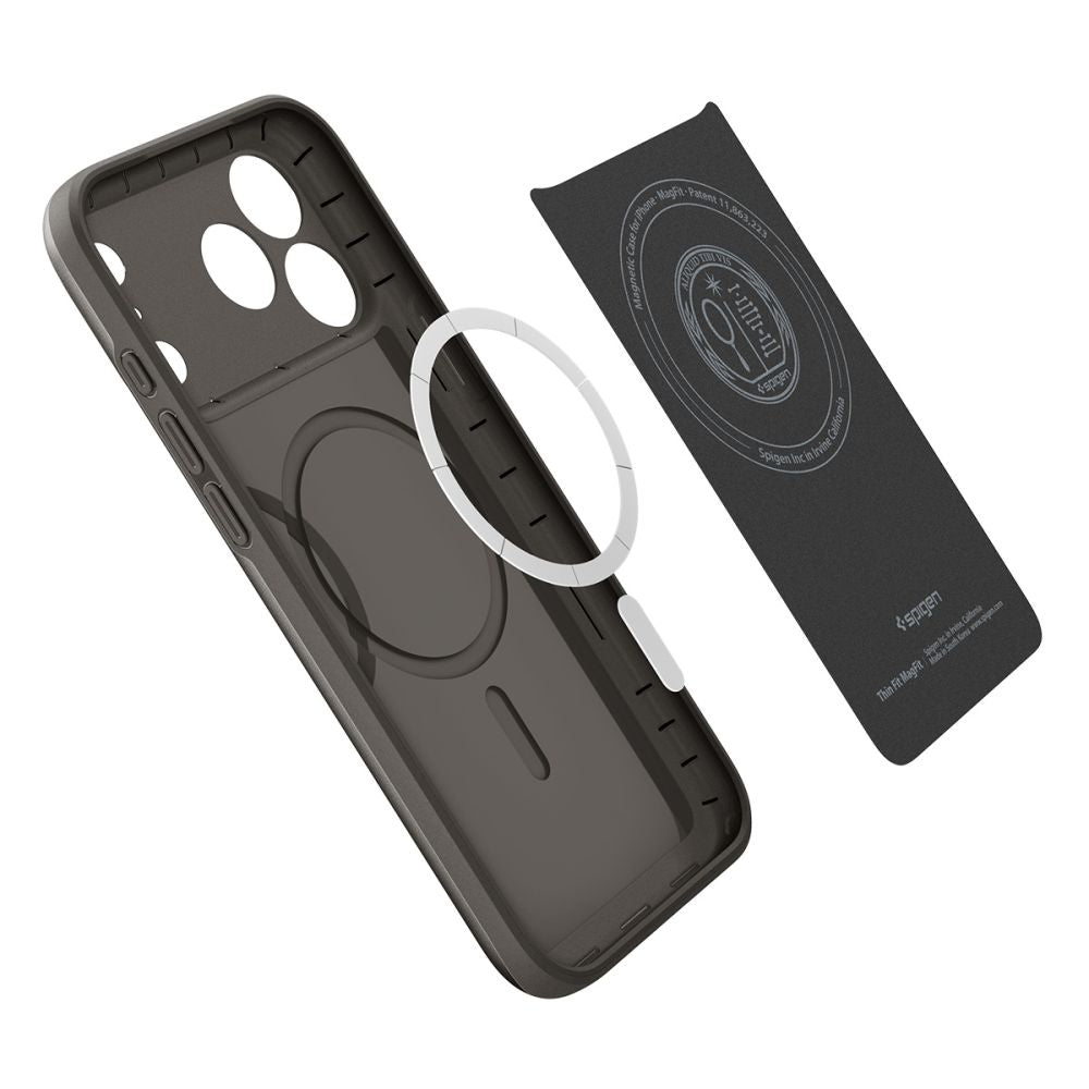 Spigen Thin Fit MagSafe dėklas iPhone 18 Pro / 17 Pro - Juodas -- iPhone 18 Pro / iPhone 17 Pro