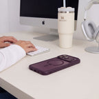 Tech-Protect MagPeak MagSafe CC dėklas iPhone 18 Pro / 17 Pro - Skaidri Burgundija -- iPhone 18 Pro / iPhone 17 Pro