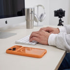Tech-Protect MagOne CC MagSafe + grūdintasis stiklas 2-pak dėklas iPhone 18 Pro / 17 Pro - permatra oranžinė -- iPhone 18...
