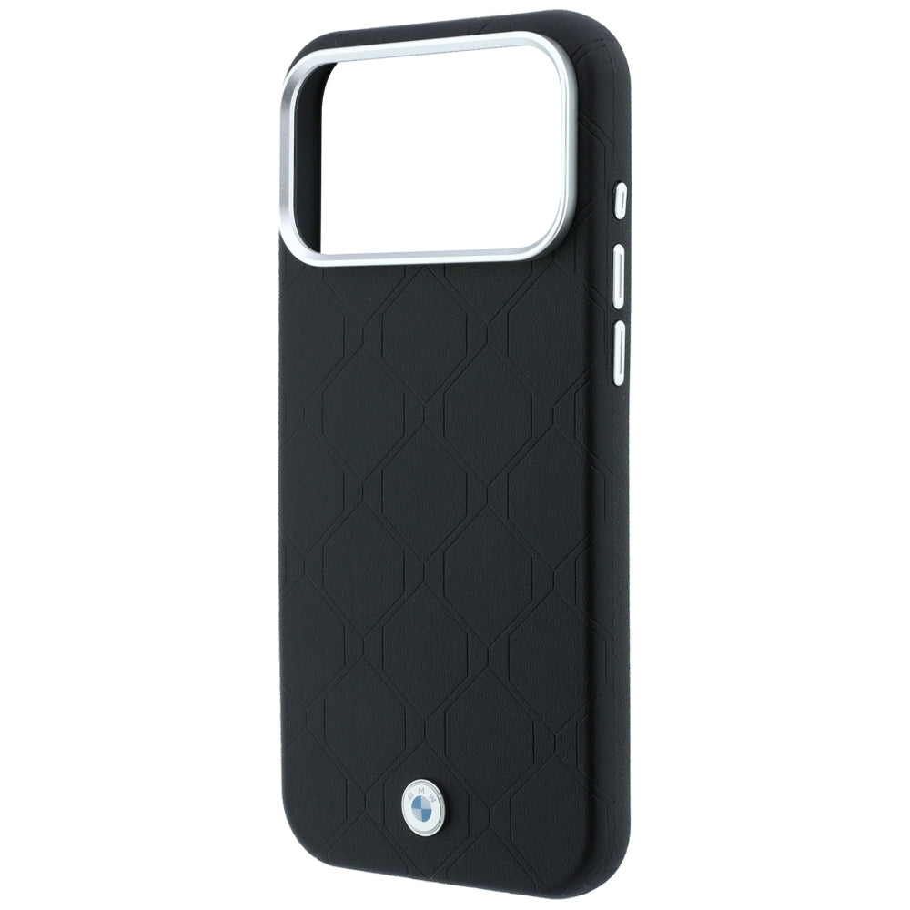 Dėklas BMW Sign Deboss Quilted Metal Logo MagSafe, skirtas iPhone 18 Pro Max / 17 Pro Max - Juodas -- iPhone 18 Pro Max /...