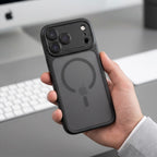 Dėklas Tech-Protect MagPeak MagSafe CC iPhone 17 Pro / 18 Pro, matinis juodas -- iPhone 17 Pro, iPhone 18 Pro