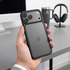 Dėklas Tech-Protect Magmat CC iPhone 17 Pro / 18 Pro, matinis juodas -- iPhone 17 Pro, iPhone 18 Pro