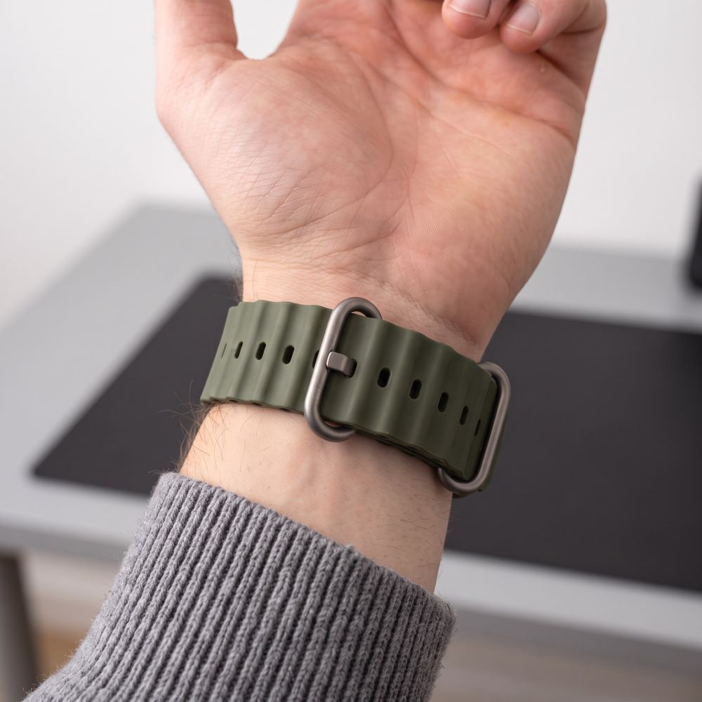 Dirželis Tech-Protect Iconband Pro Apple Watch 8 / 9 / 10 / 11 / 12 / SE / Ultra (44 / 45 / 46 / 49 mm), kariškas žalias...