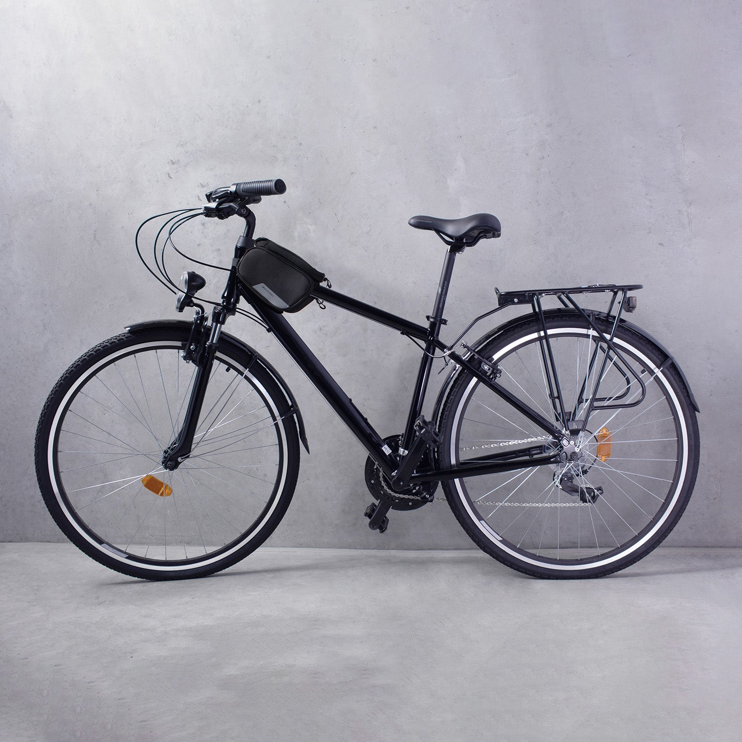 Wozinsky rėmo dviračio krepšys + nuo­trau­kia­mas telefono apvalkalas iki 6,5 "1,5 l juodas (WBB7BK) -- Bicycle Bags