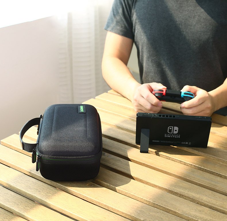 Ugreen dėklas Nintendo Switch ir priedams S 26,5 x 10 x 13,5 cm juodas (50275 LP145) -- Nintendo Switch