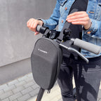 Wozinsky nepralaidus vandeniui paspirtuko rankenės krepšys 4L juodas (WSB1BK) -- Bicycle Bags