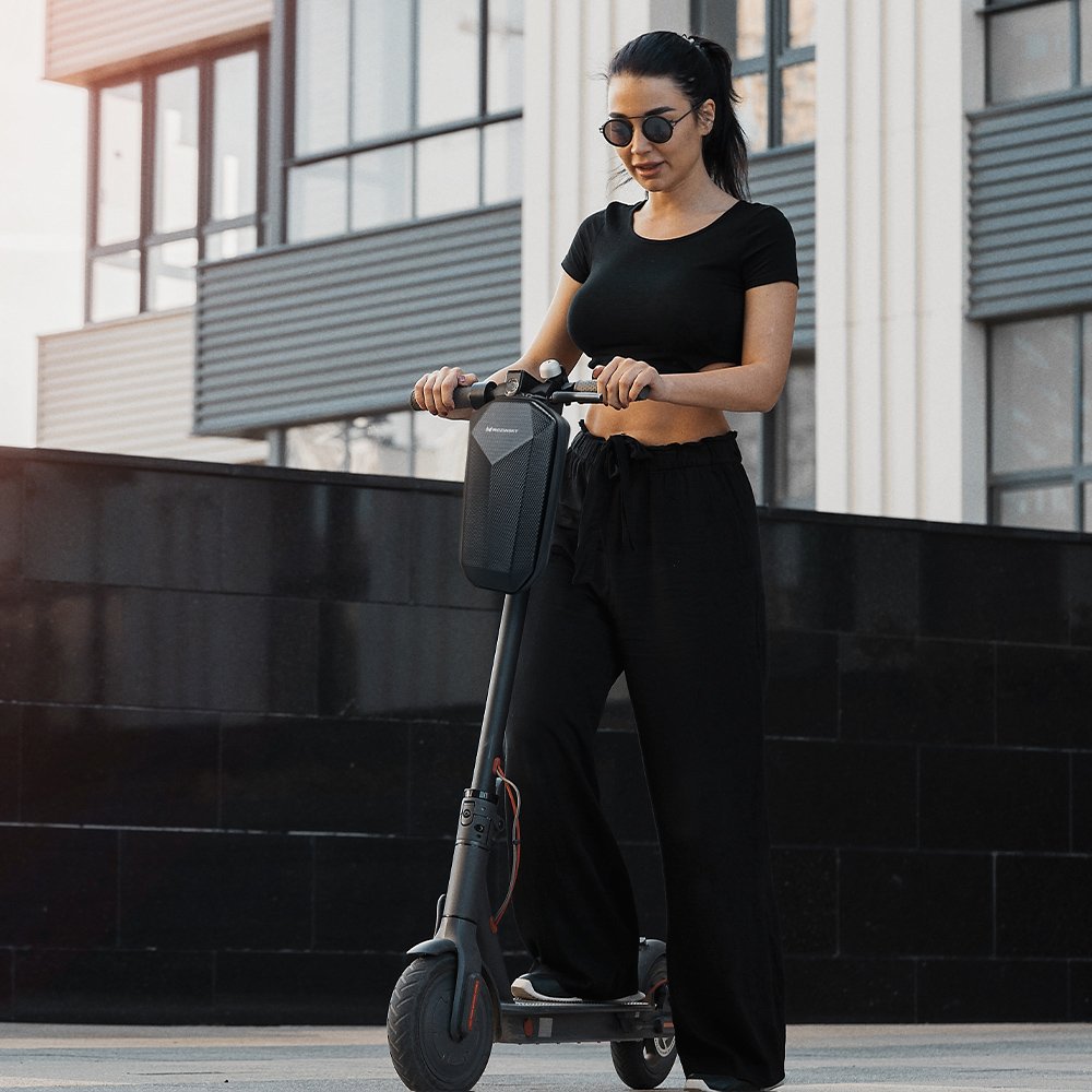 Wozinsky nepralaidus vandeniui elektrinio paspirtuko rankenės krepšys 4L juodas (WSB2BK) -- Bicycle Bags