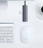 Ugreen USB Type C HUB - 4x USB 3.2 Gen 1 su USB-C maitinimo prievadu pilkas (CM219 70336) -- USB Hubs