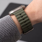 Dirželis Tech-Protect Iconband Pro Apple Watch 8 / 9 / 10 / 11 / 12 / SE / Ultra (44 / 45 / 46 / 49 mm), kariškas žalias...