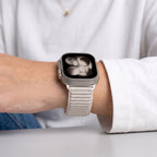 Dirželis Tech-Protect NylonLoop Apple Watch 8 / 9 / 10 / 11 / 12 / SE (40 / 41 / 42 mm), smėlio spalvos -- Apple Watch 8...