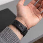 Dirželis Tech-Protect Silicone Apple Watch 8 / 9 / 10 / 11 / 12 / SE / Ultra (44 / 45 / 46 / 49 mm), juodas -- Apple...