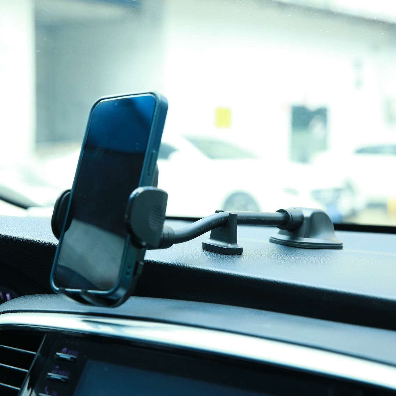 Joyroom automobilinis telefono laikiklis JR-ZS259 su lanksčia ranka prietaisų skydeliui arba priekiniam stiklui, juodas