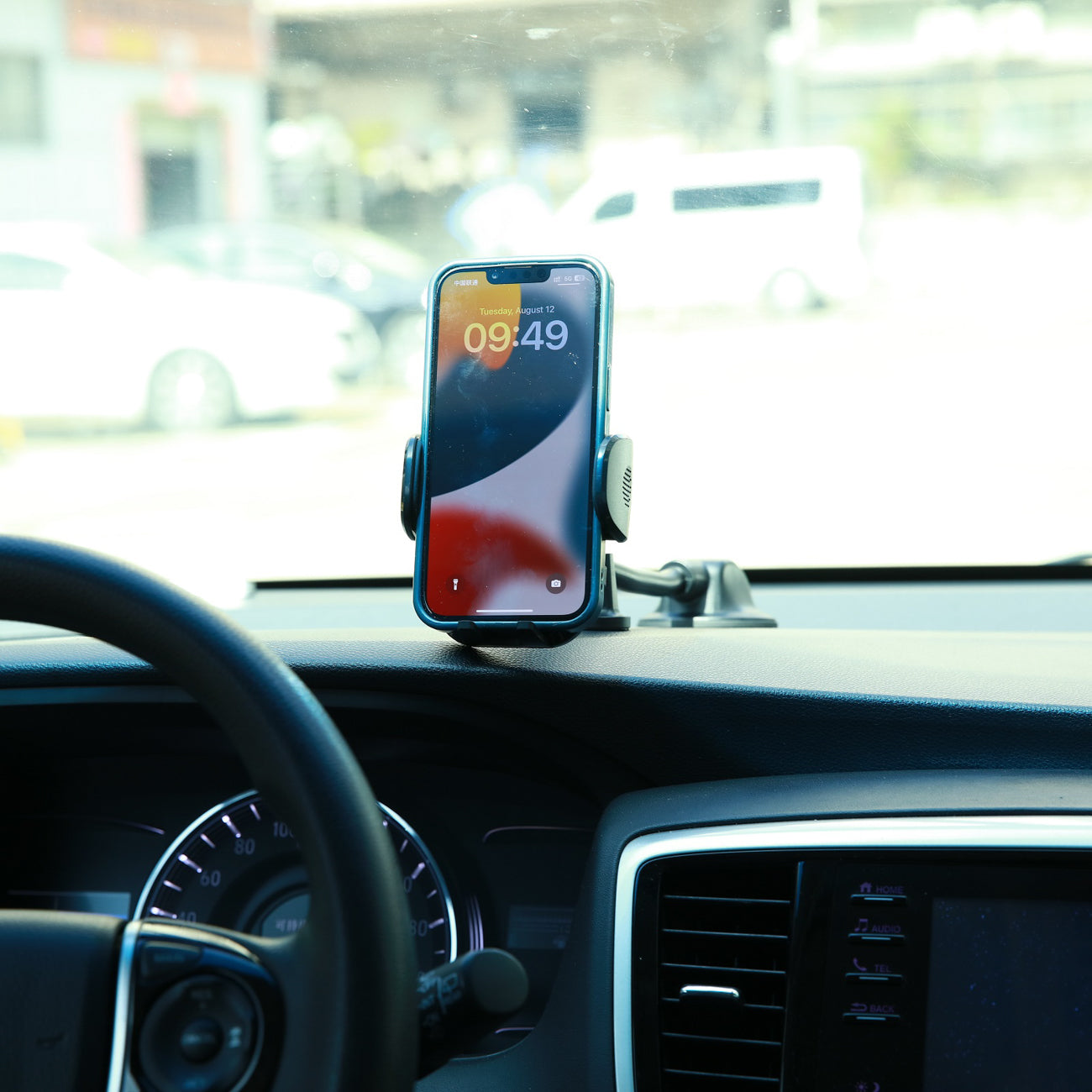 Joyroom automobilinis telefono laikiklis JR-ZS259 su lanksčia ranka prietaisų skydeliui arba priekiniam stiklui, juodas