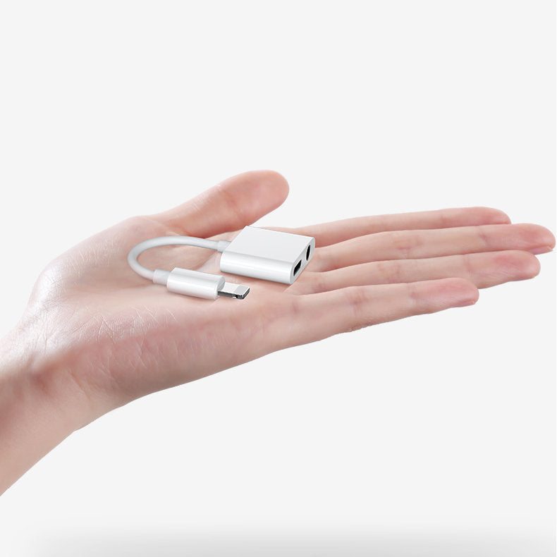 Joyroom S-Y104 ausinių adapteris Lightning - Lightning / mini lizdas 3,5 mm - baltas