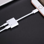 Joyroom S-Y104 ausinių adapteris Lightning - Lightning / mini lizdas 3,5 mm - baltas